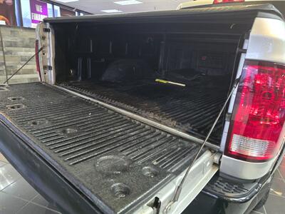 2016 RAM 1500 Outdoorsman 4DR CREW CAB 4X4/V8   - Photo 30 - Hamilton, OH 45015