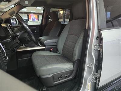 2016 RAM 1500 Outdoorsman 4DR CREW CAB 4X4/V8   - Photo 10 - Hamilton, OH 45015