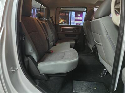 2016 RAM 1500 Outdoorsman 4DR CREW CAB 4X4/V8   - Photo 17 - Hamilton, OH 45015