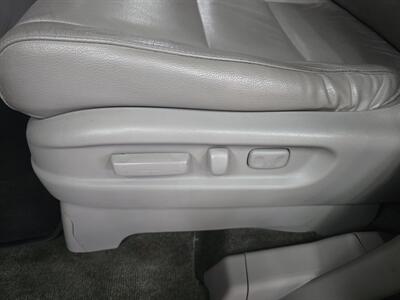 2016 Honda Odyssey Touring   - Photo 18 - Hamilton, OH 45015