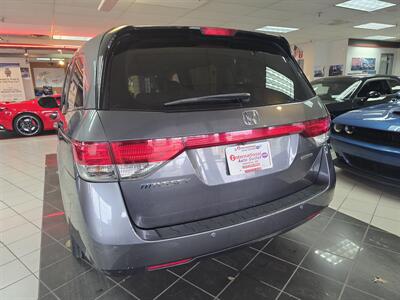 2016 Honda Odyssey Touring   - Photo 5 - Hamilton, OH 45015