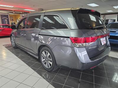 2016 Honda Odyssey Touring   - Photo 6 - Hamilton, OH 45015
