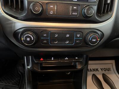 2021 Chevrolet Colorado LT-CREW CAB   - Photo 17 - Hamilton, OH 45015