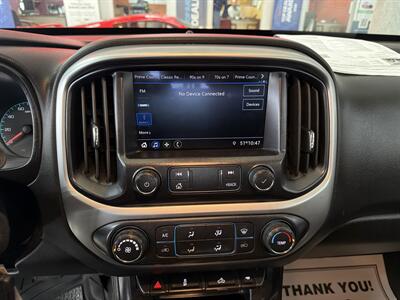 2021 Chevrolet Colorado LT-CREW CAB   - Photo 15 - Hamilton, OH 45015