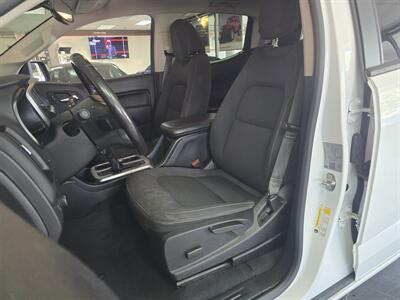 2021 Chevrolet Colorado LT-CREW CAB   - Photo 9 - Hamilton, OH 45015