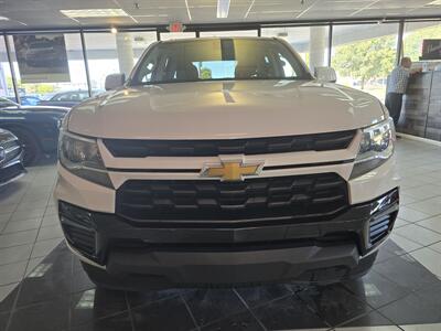 2021 Chevrolet Colorado LT-CREW CAB   - Photo 2 - Hamilton, OH 45015