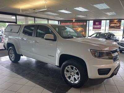 2018 Chevrolet Colorado LT-CREW CAB-4X4   - Photo 4 - Hamilton, OH 45015