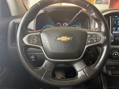 2018 Chevrolet Colorado LT-CREW CAB-4X4   - Photo 19 - Hamilton, OH 45015