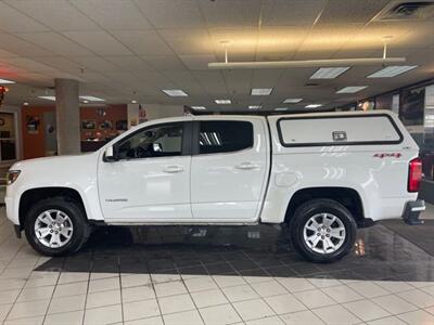 2018 Chevrolet Colorado LT-CREW CAB-4X4   - Photo 2 - Hamilton, OH 45015