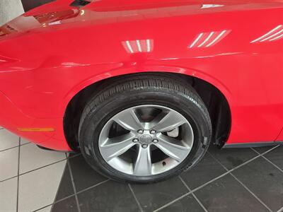 2015 Dodge Challenger SXT - Photo 23 - Hamilton, OH 45015