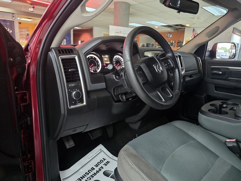 2015 RAM 2500 SLT CREW CAB4/ HEMI - Photo 8 - Hamilton, OH 45015