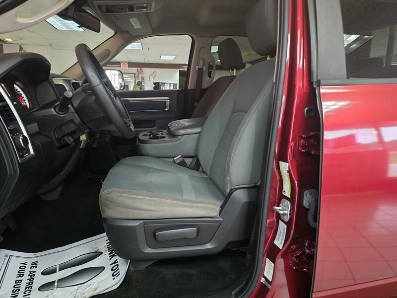 2015 RAM 2500 SLT CREW CAB4/ HEMI - Photo 9 - Hamilton, OH 45015
