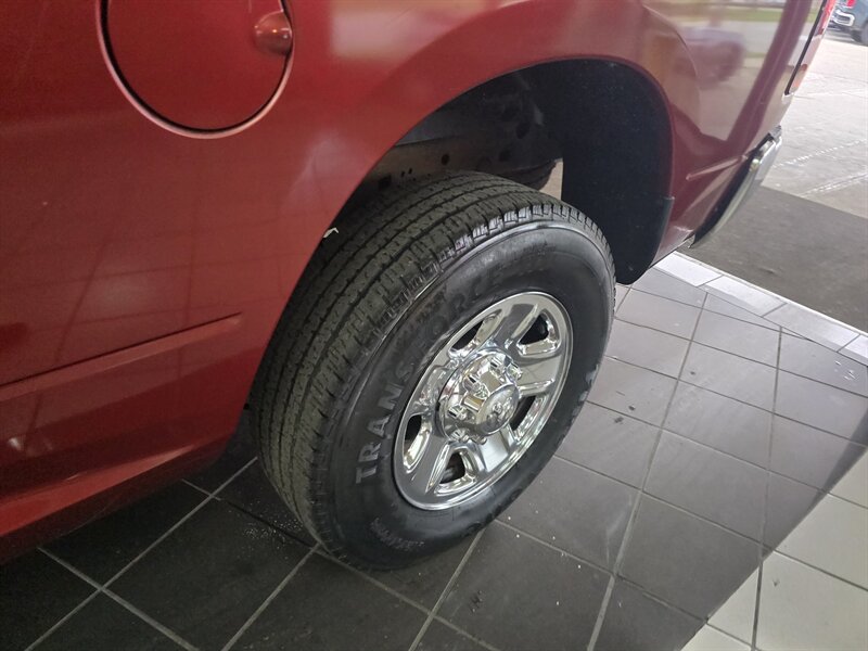 2015 RAM 2500 SLT CREW CAB4/ HEMI - Photo 28 - Hamilton, OH 45015
