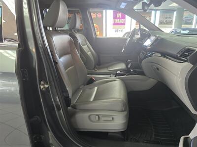 2019 Honda Ridgeline RTL-E 4DR CREW CAB 4X4   - Photo 14 - Hamilton, OH 45015