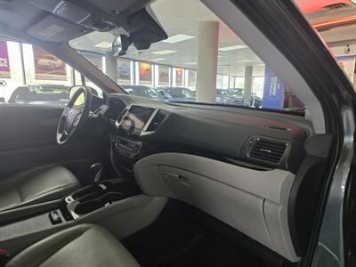 2019 Honda Ridgeline RTL-E 4DR CREW CAB 4X4   - Photo 13 - Hamilton, OH 45015