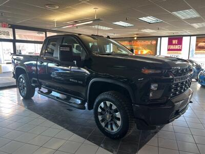 2022 Chevrolet Silverado 2500 Custom 4DR EXTENDED CAB 4X4 V8   - Photo 4 - Hamilton, OH 45015