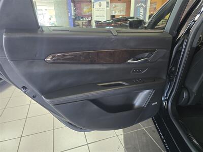 2017 Cadillac CT6 3.6L Platinum   - Photo 9 - Hamilton, OH 45015