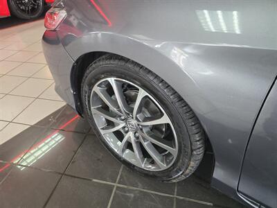 2017 Honda Accord EX 2DR COUPE   - Photo 27 - Hamilton, OH 45015