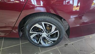 2017 Honda Accord LX   - Photo 28 - Hamilton, OH 45015
