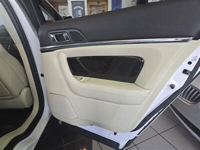 2015 Lincoln MKS EcoBoost 4DR SEDAN AWD   - Photo 15 - Hamilton, OH 45015