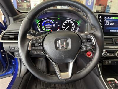 2022 Honda Accord Hybrid Sport 4DR SEDAN   - Photo 12 - Hamilton, OH 45015