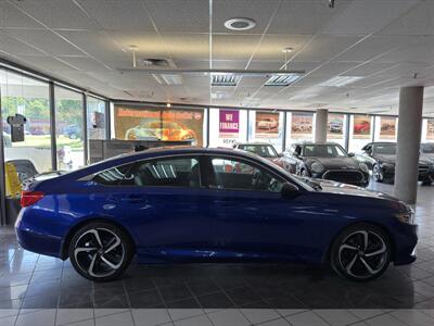 2022 Honda Accord Hybrid Sport 4DR SEDAN   - Photo 5 - Hamilton, OH 45015
