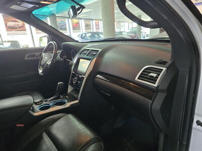 2015 Ford Explorer Limited 4DR SUV 4X4   - Photo 17 - Hamilton, OH 45015