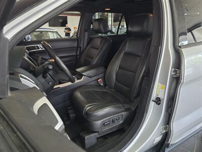 2015 Ford Explorer Limited 4DR SUV 4X4   - Photo 10 - Hamilton, OH 45015