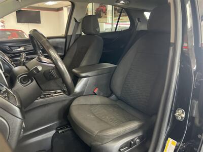 2018 Chevrolet Equinox LT   - Photo 9 - Hamilton, OH 45015