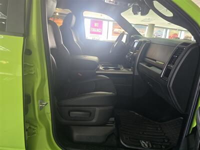 2017 RAM 1500 Sport 4DR CREW CAB 4X4/HEMI   - Photo 14 - Hamilton, OH 45015