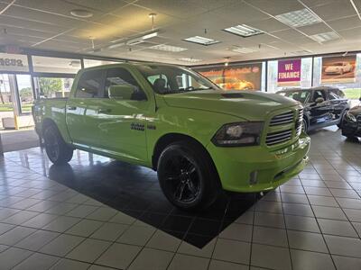 2017 RAM 1500 Sport 4DR CREW CAB 4X4/HEMI   - Photo 3 - Hamilton, OH 45015