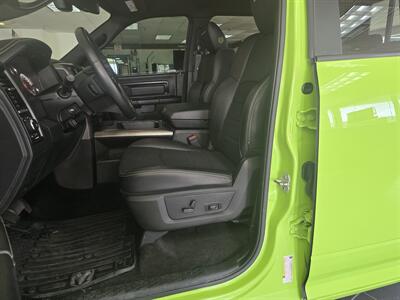 2017 RAM 1500 Sport 4DR CREW CAB 4X4/HEMI   - Photo 9 - Hamilton, OH 45015
