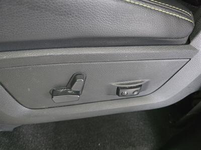 2017 RAM 1500 Sport 4DR CREW CAB 4X4/HEMI   - Photo 19 - Hamilton, OH 45015
