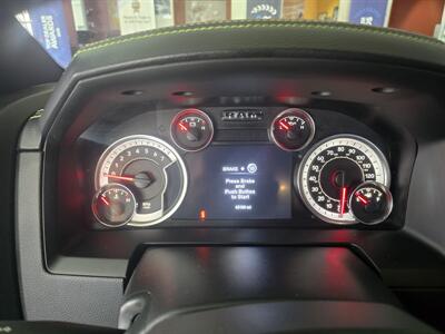 2017 RAM 1500 Sport 4DR CREW CAB 4X4/HEMI   - Photo 33 - Hamilton, OH 45015