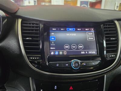 2020 Chevrolet Trax LS   - Photo 18 - Hamilton, OH 45015