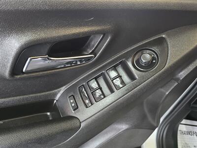 2020 Chevrolet Trax LS   - Photo 16 - Hamilton, OH 45015
