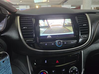 2020 Chevrolet Trax LS   - Photo 20 - Hamilton, OH 45015