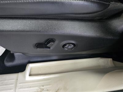 2023 Chrysler Pacifica Plug-In Hybrid Touring L 4DR MINI-VAN /HYBRID - Photo 18 - Hamilton, OH 45015