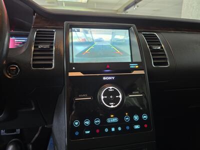 2014 Ford Flex Limited   - Photo 23 - Hamilton, OH 45015