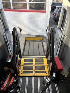 2018 Ford Transit 350 HD XL 3DR LWB HIGH ROOF DRW/WHEELCHAIR ACCESS   - Photo 29 - Hamilton, OH 45015