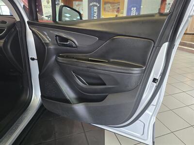 2017 Buick Encore Essence4DR CROSSOVER AWD - Photo 11 - Hamilton, OH 45015