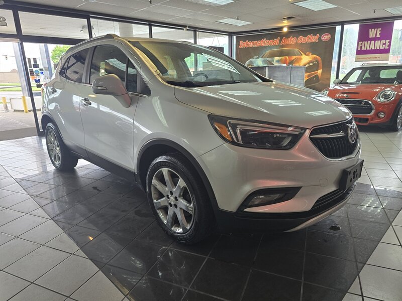 2017 Buick Encore Essence4DR CROSSOVER AWD - Photo 3 - Hamilton, OH 45015