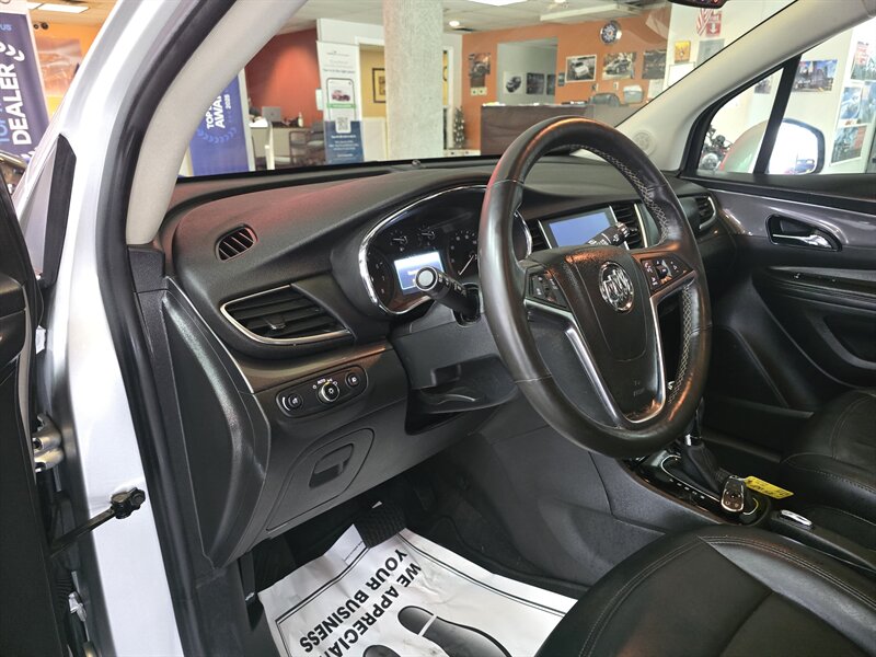 2017 Buick Encore Essence4DR CROSSOVER AWD - Photo 20 - Hamilton, OH 45015