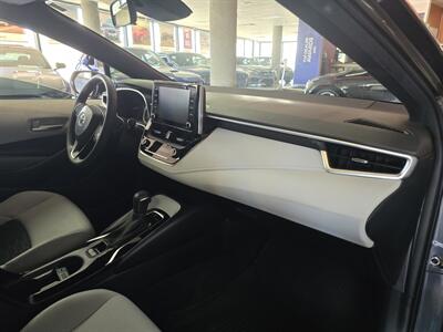 2021 Toyota Corolla SE 4DR HATCHBACK CVT   - Photo 13 - Hamilton, OH 45015