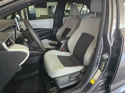 2021 Toyota Corolla SE 4DR HATCHBACK CVT   - Photo 9 - Hamilton, OH 45015