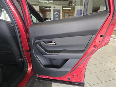 2025 Mazda CX-50 2.5 S Preferred   - Photo 15 - Hamilton, OH 45015