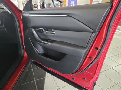 2025 Mazda CX-50 2.5 S Preferred   - Photo 12 - Hamilton, OH 45015
