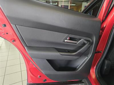 2025 Mazda CX-50 2.5 S Preferred   - Photo 10 - Hamilton, OH 45015