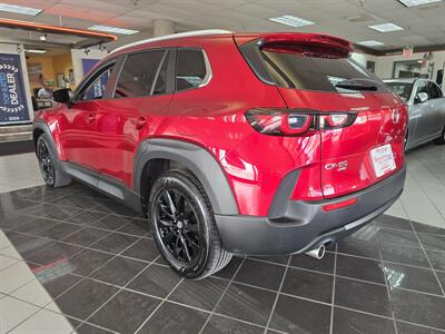 2025 Mazda CX-50 2.5 S Preferred   - Photo 6 - Hamilton, OH 45015