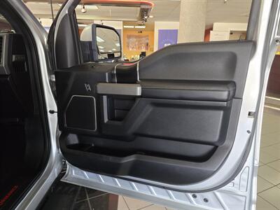 2017 Ford F-150 Raptor SUPER CREW 4X4/V6   - Photo 10 - Hamilton, OH 45015